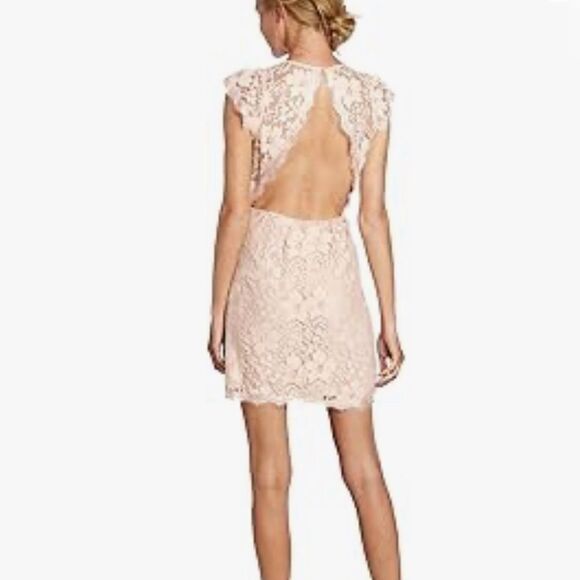 BCBGeneration peachy pink blush lace floral backless dress size 6 - Picture 3 of 9